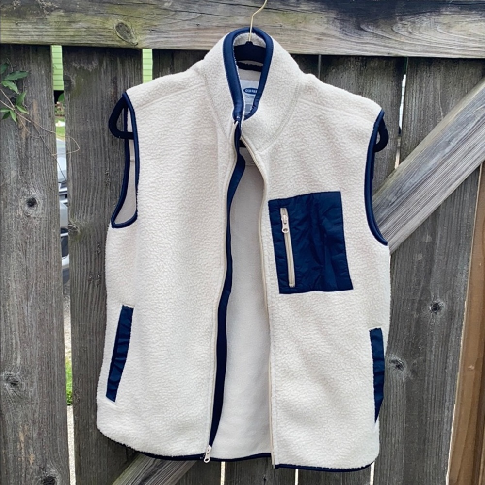 Old Navy Fleece Vest